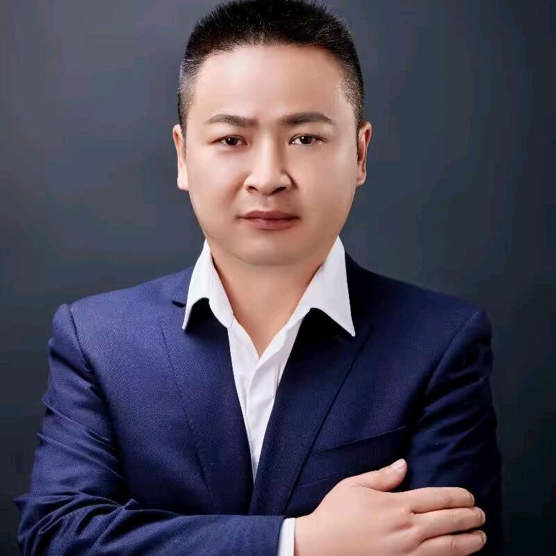 罗锅食业 罗亚辉