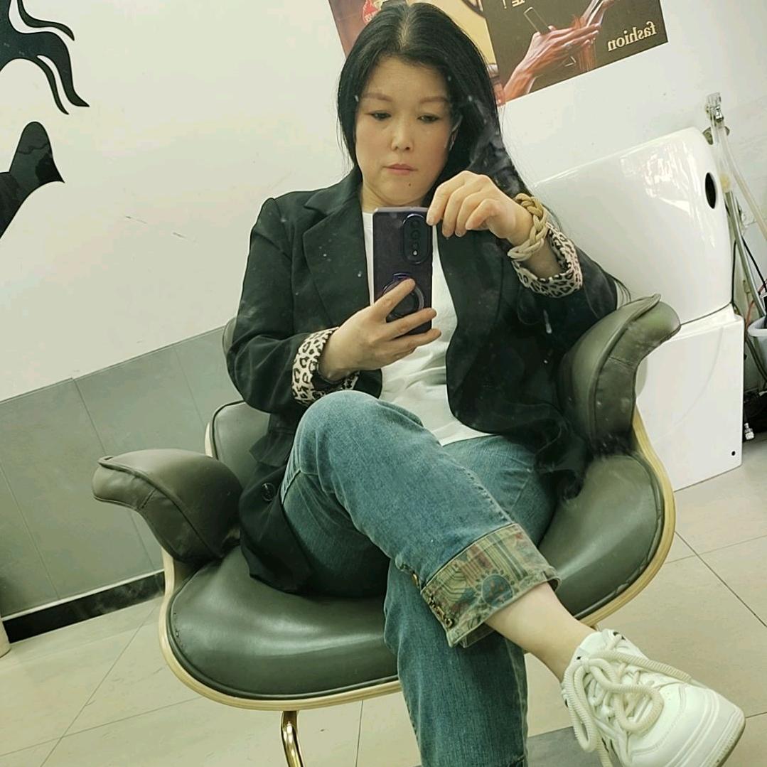 齐丽