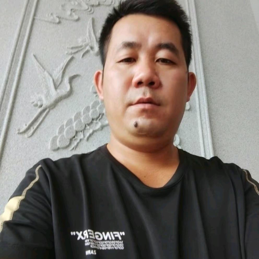 ，，港