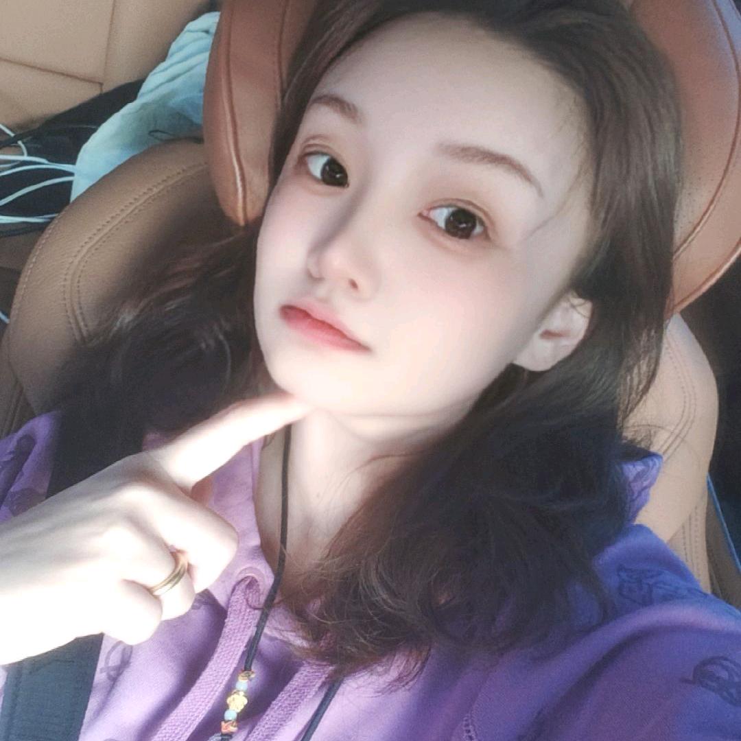 哎     嘚瑟 👑 🦊