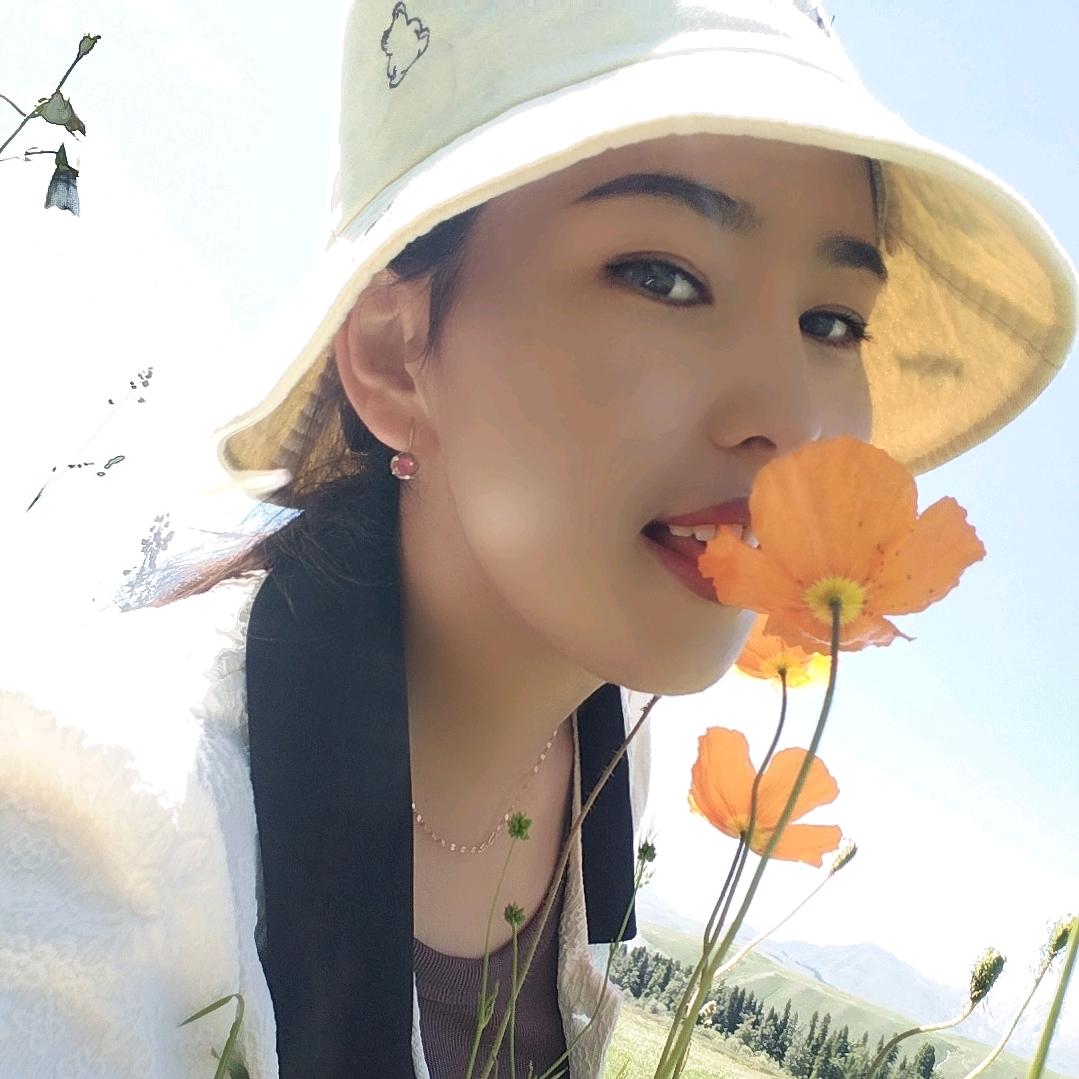 爱笑的kz女孩 😂