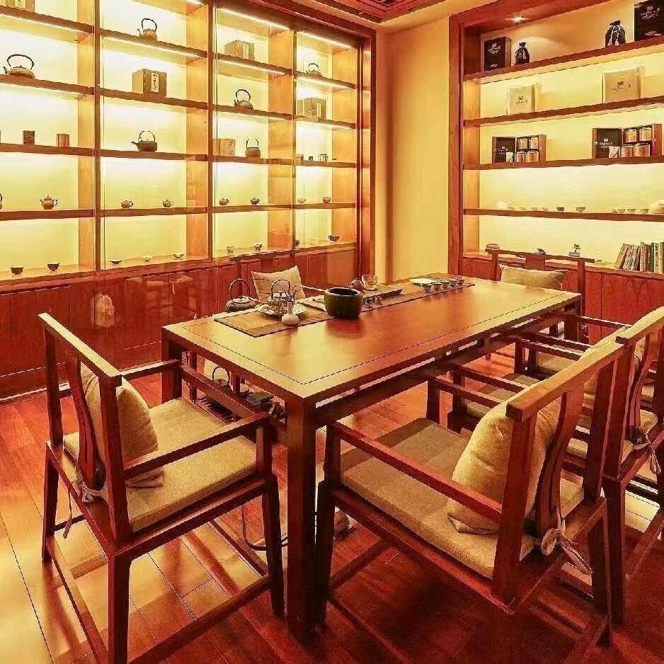 阳光茶馆