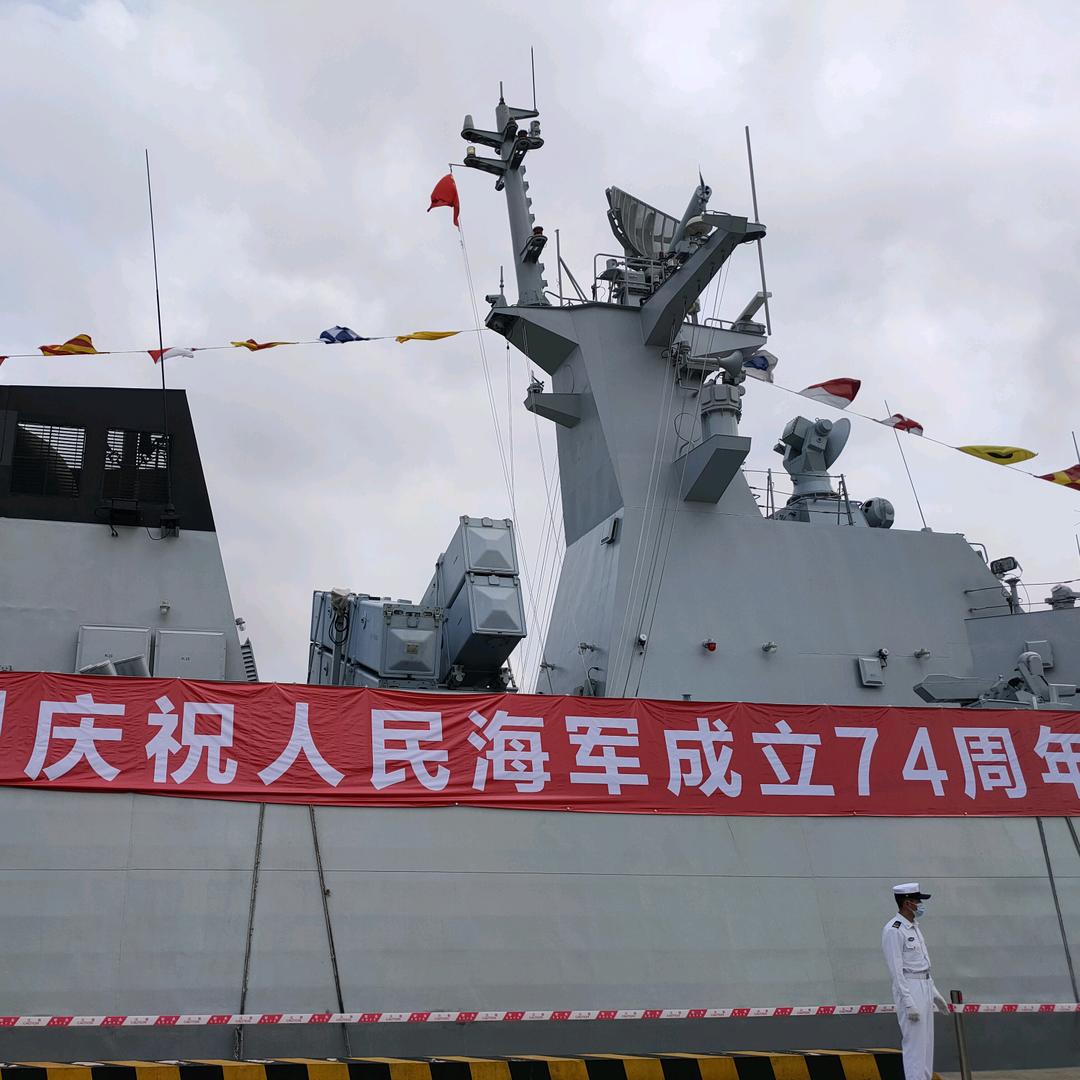 一舰钟情