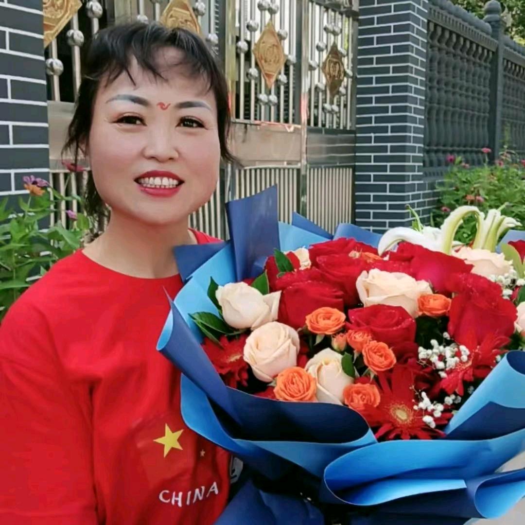 晴晴《千户鼓舞队》