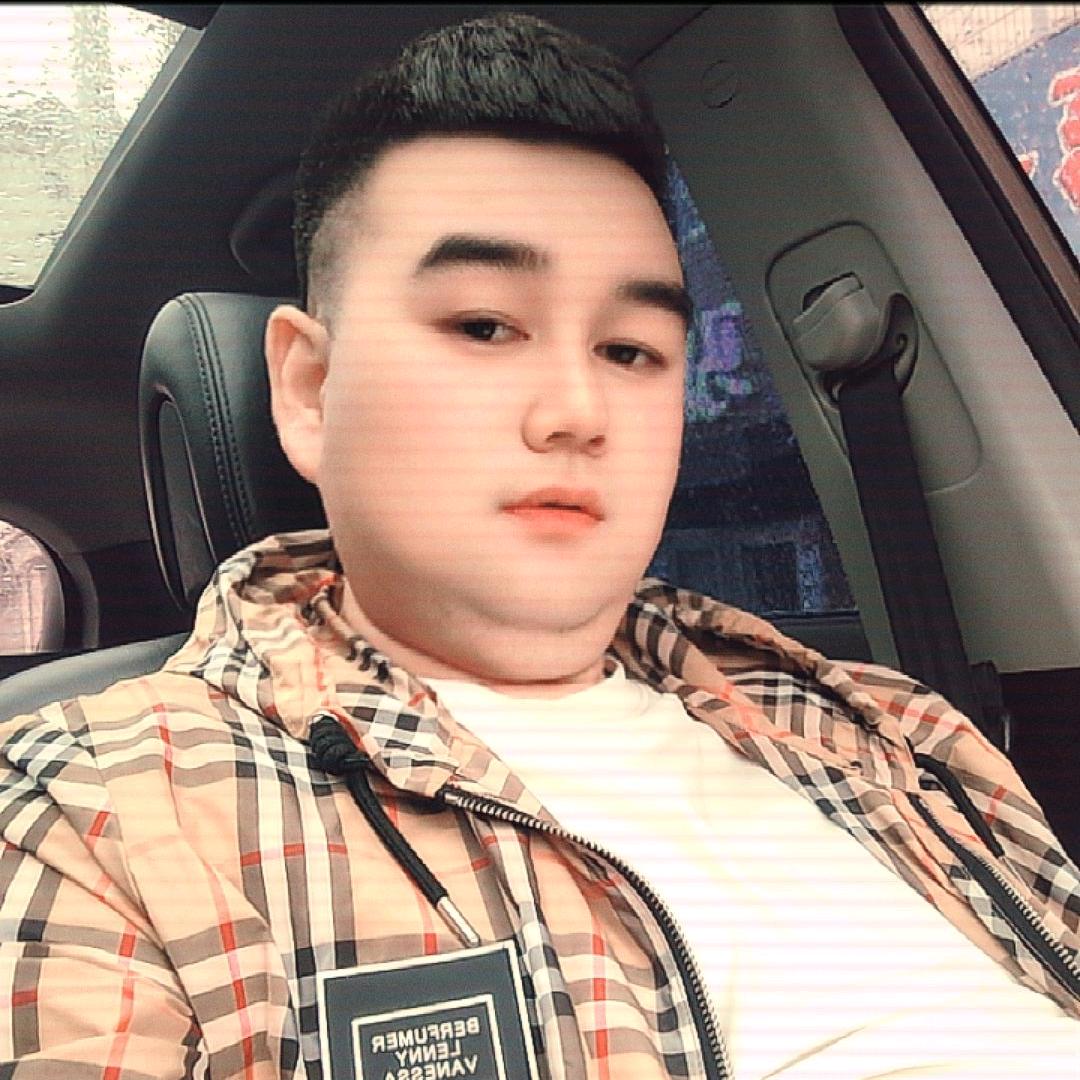 @ωǒ 铁锤哥哥º᭄