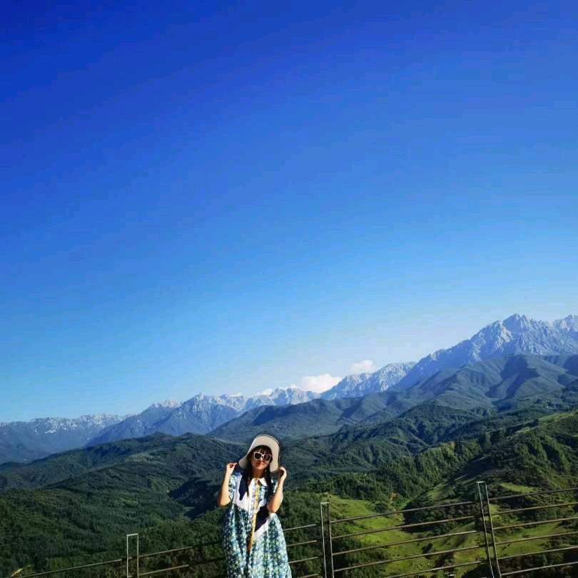 山奈呀