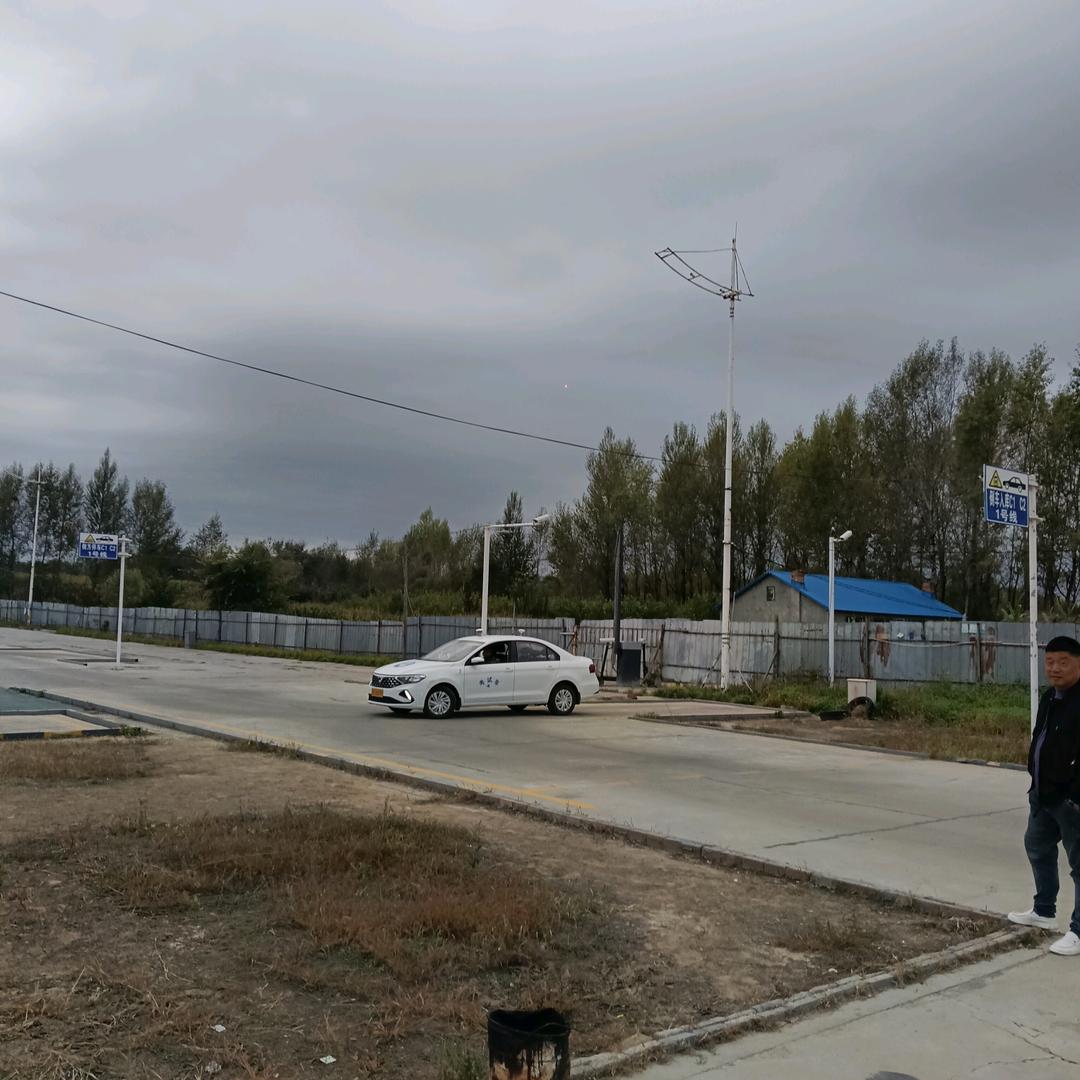 顺利驾校理论培训