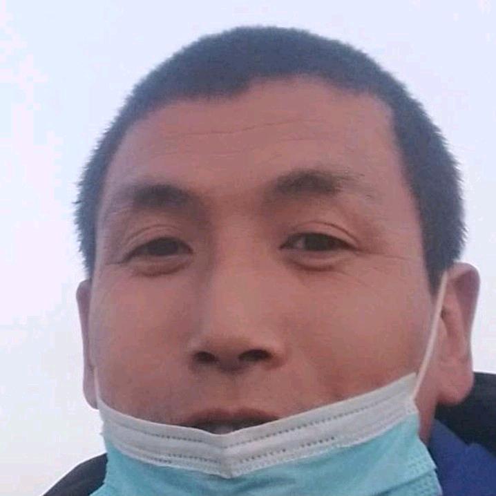峰山耸立