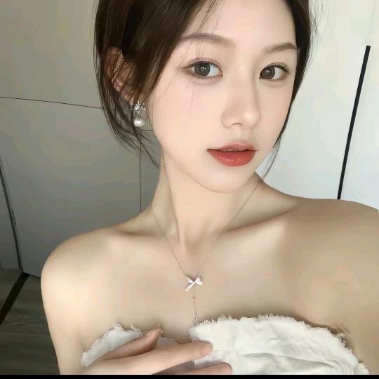 温宁.