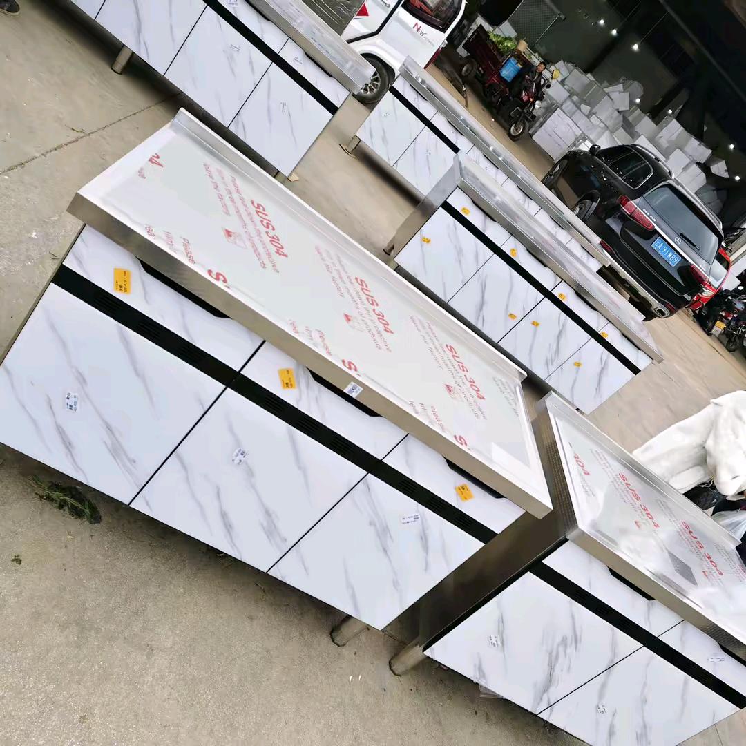 大发大富橱柜厂