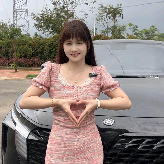 @王校长二手车（小花🌸）