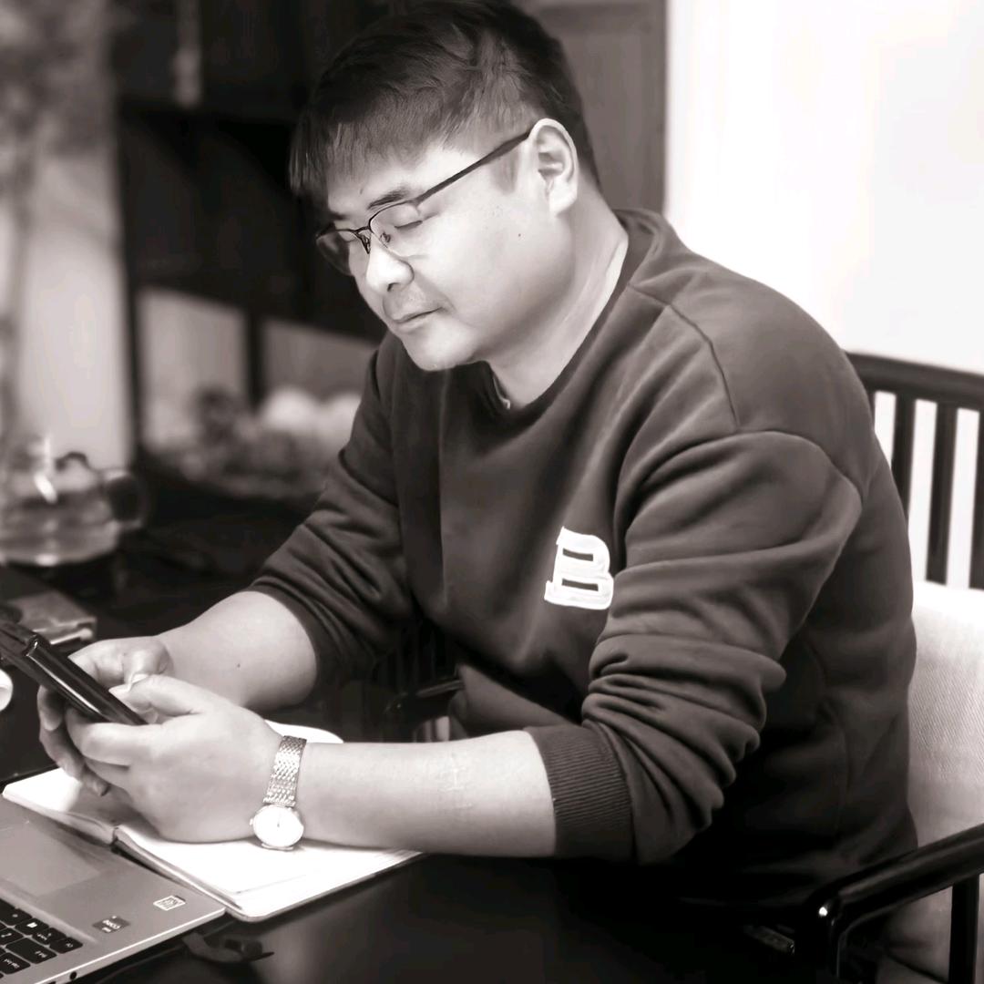 一家装饰设计夏老师