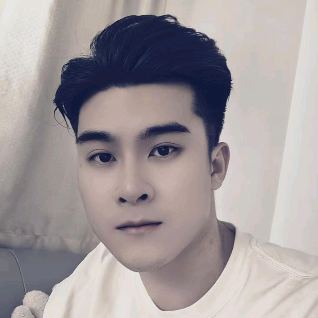 Tek。小伍