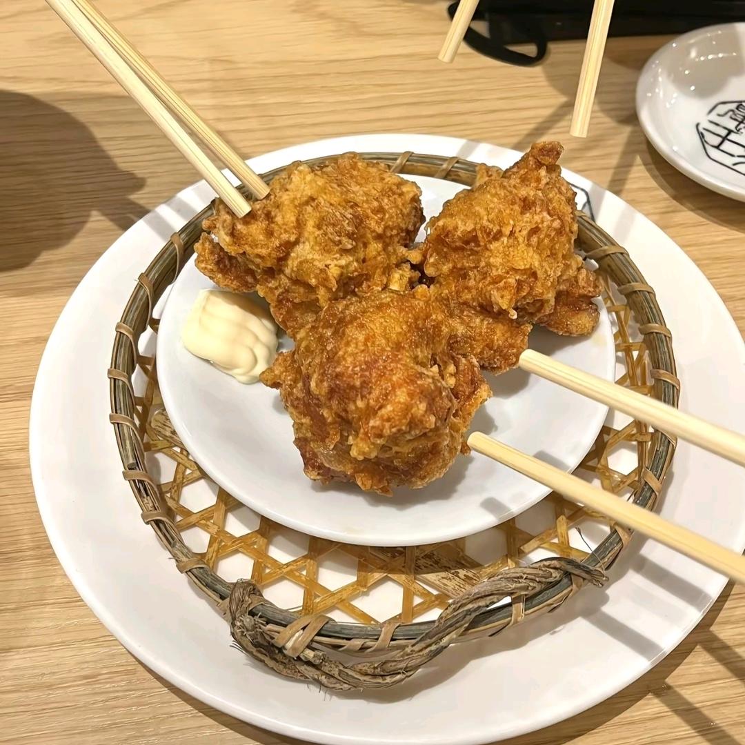 秋艺冉