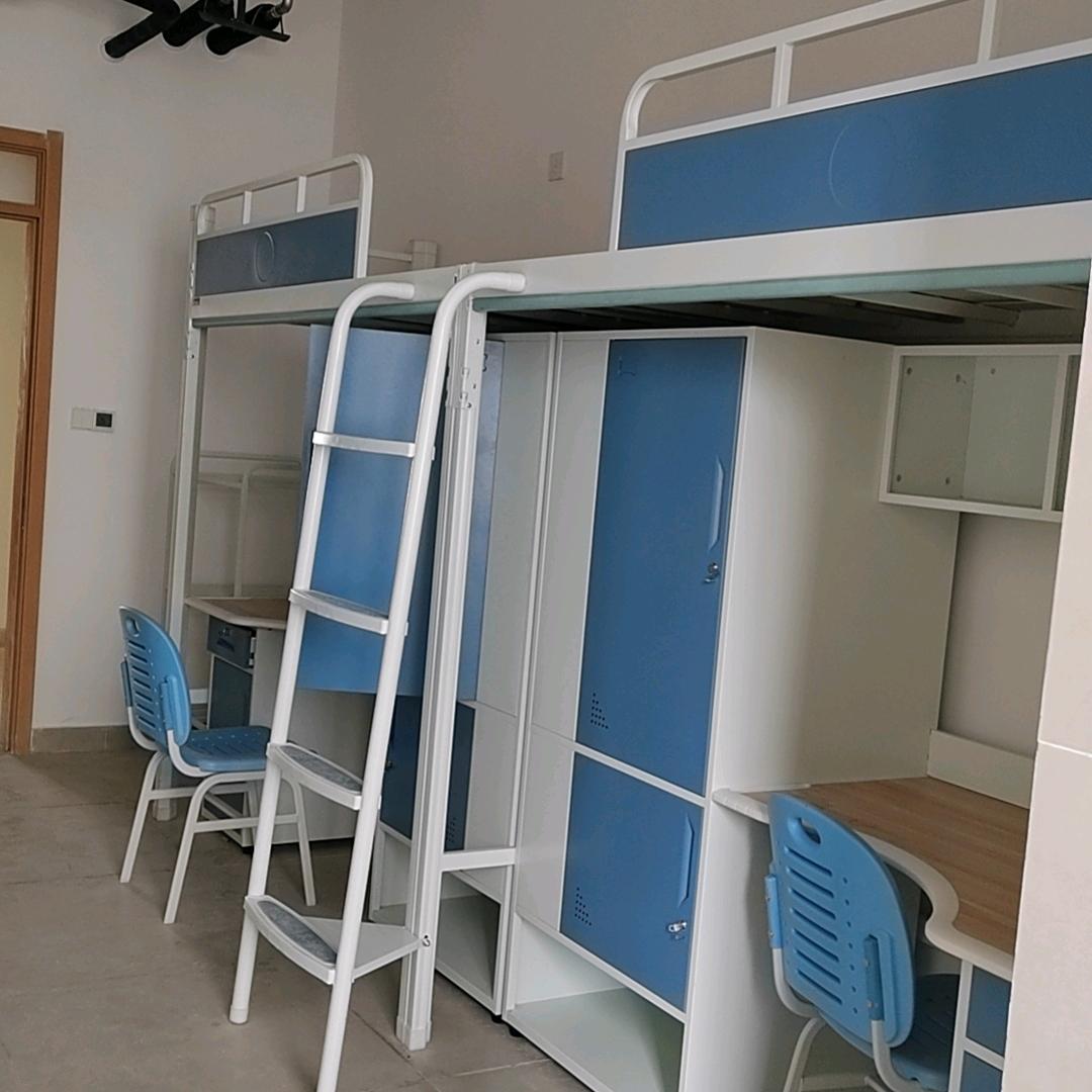 专业校具安装团队