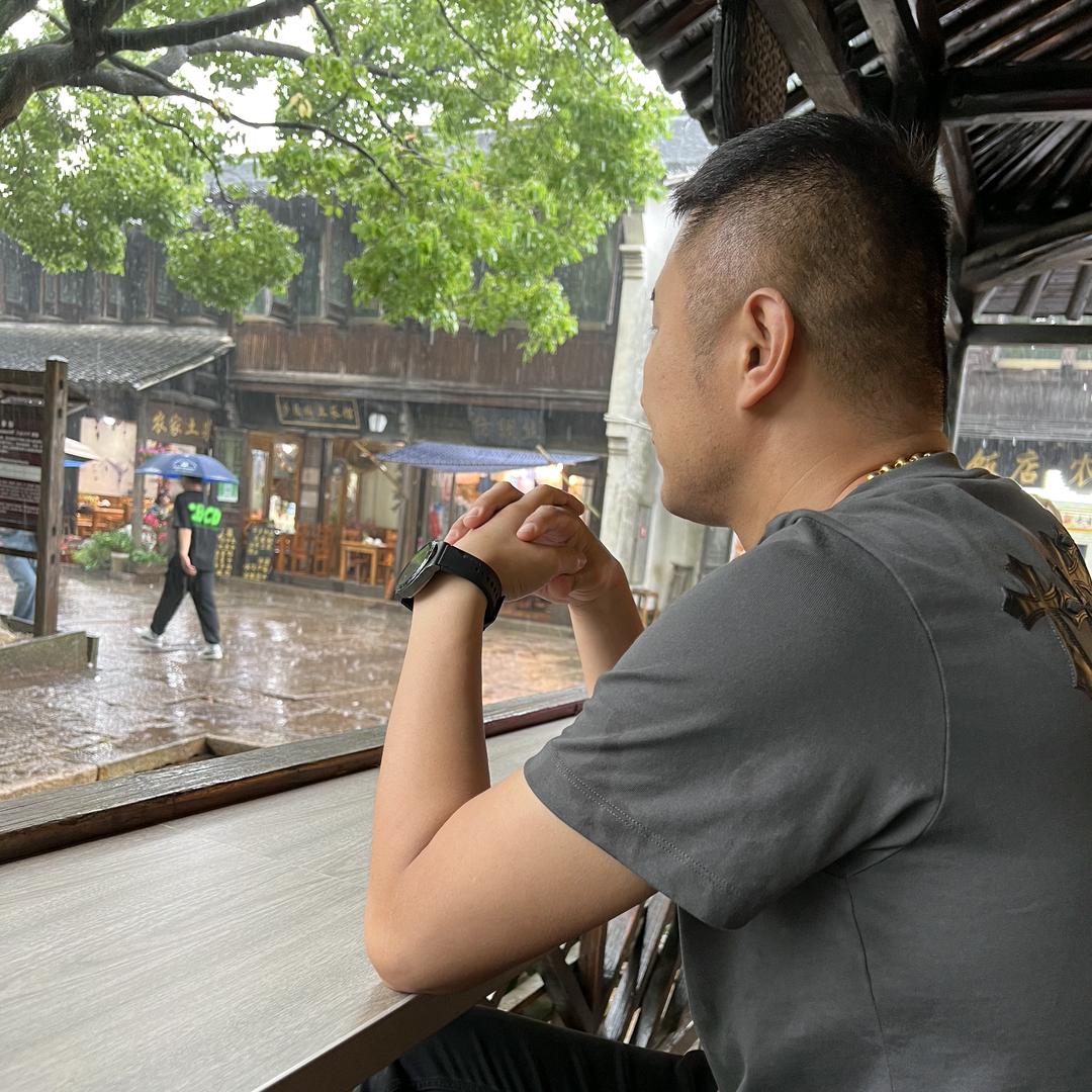 君隆汇汽车租赁