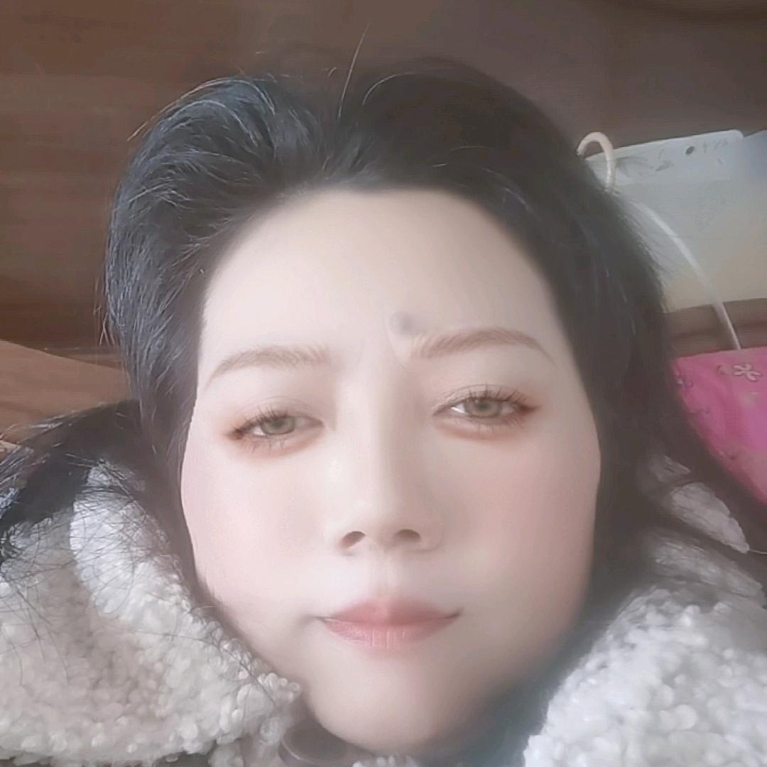 莹莹
