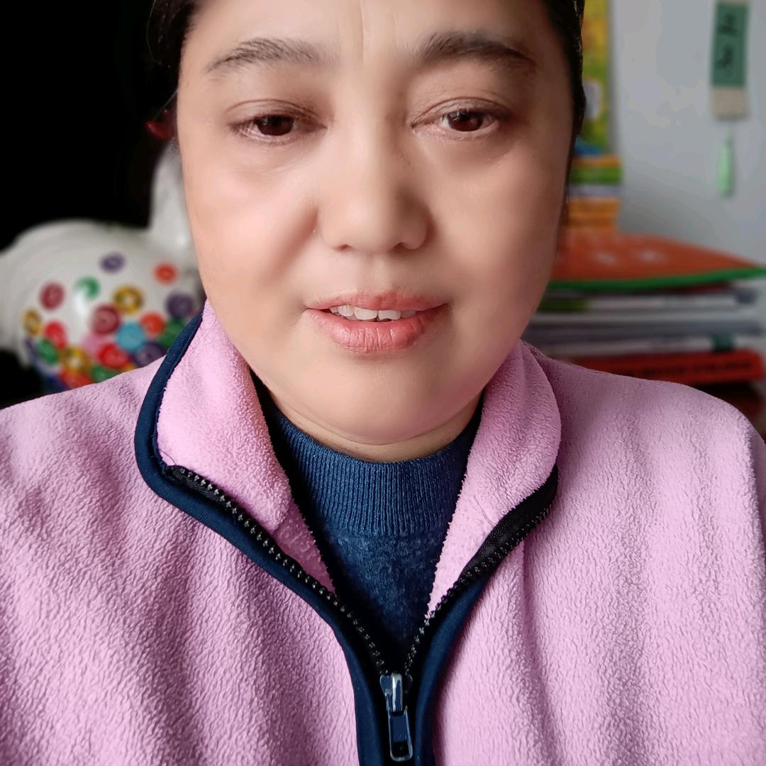 踏雪寻梅
