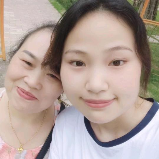 但姐定制各种服装裙孑店