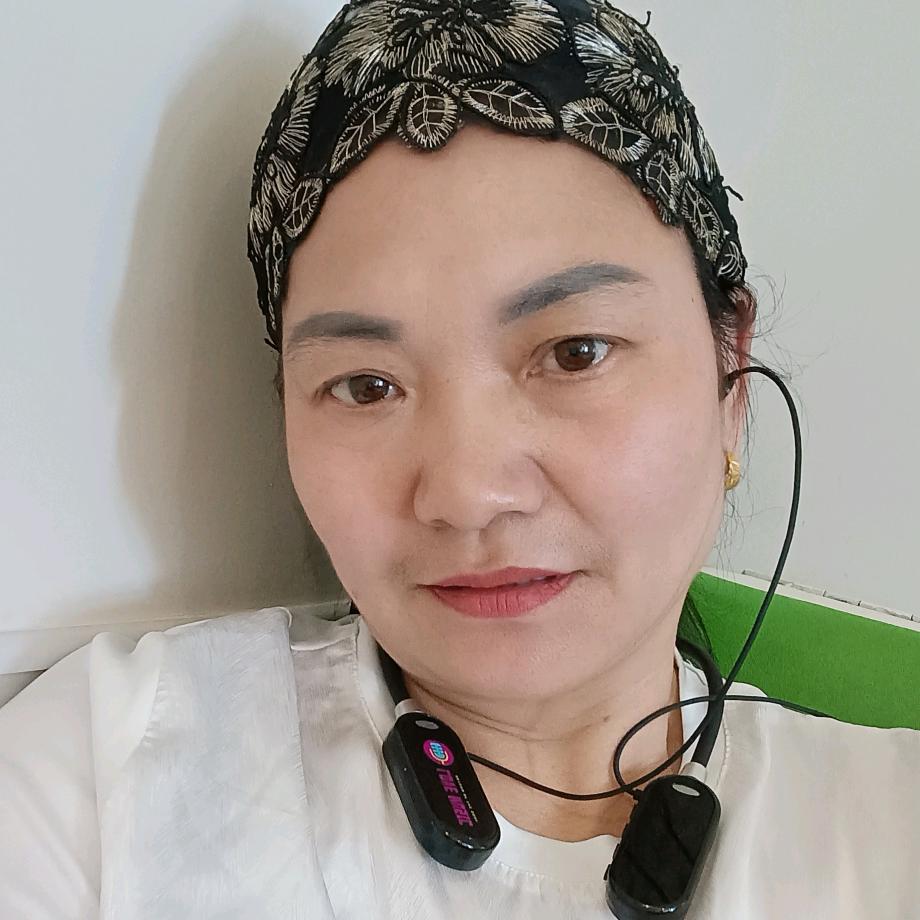 肖珍，