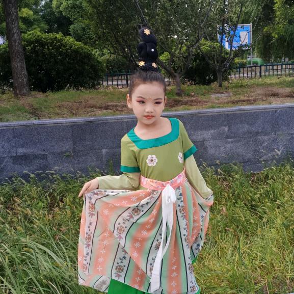 朝华