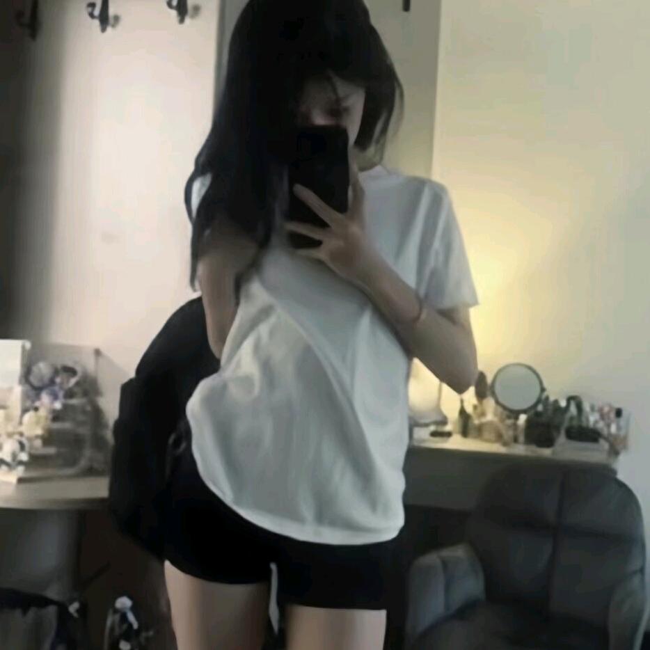 @L L S