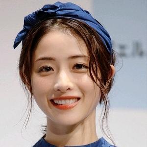 那个谁