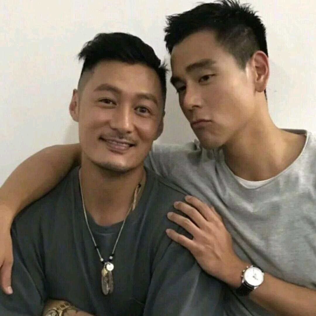 陳.