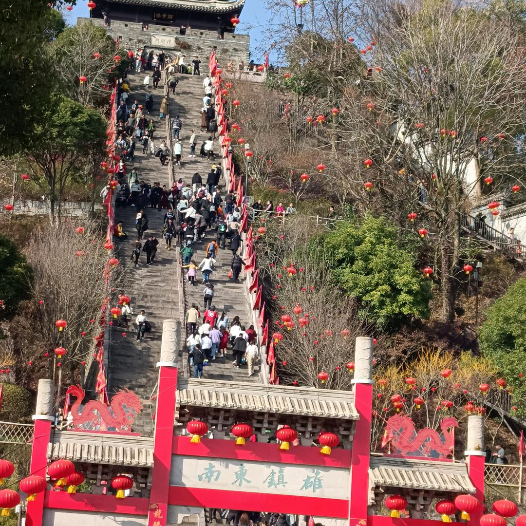 一切看淡。幸福在家中？