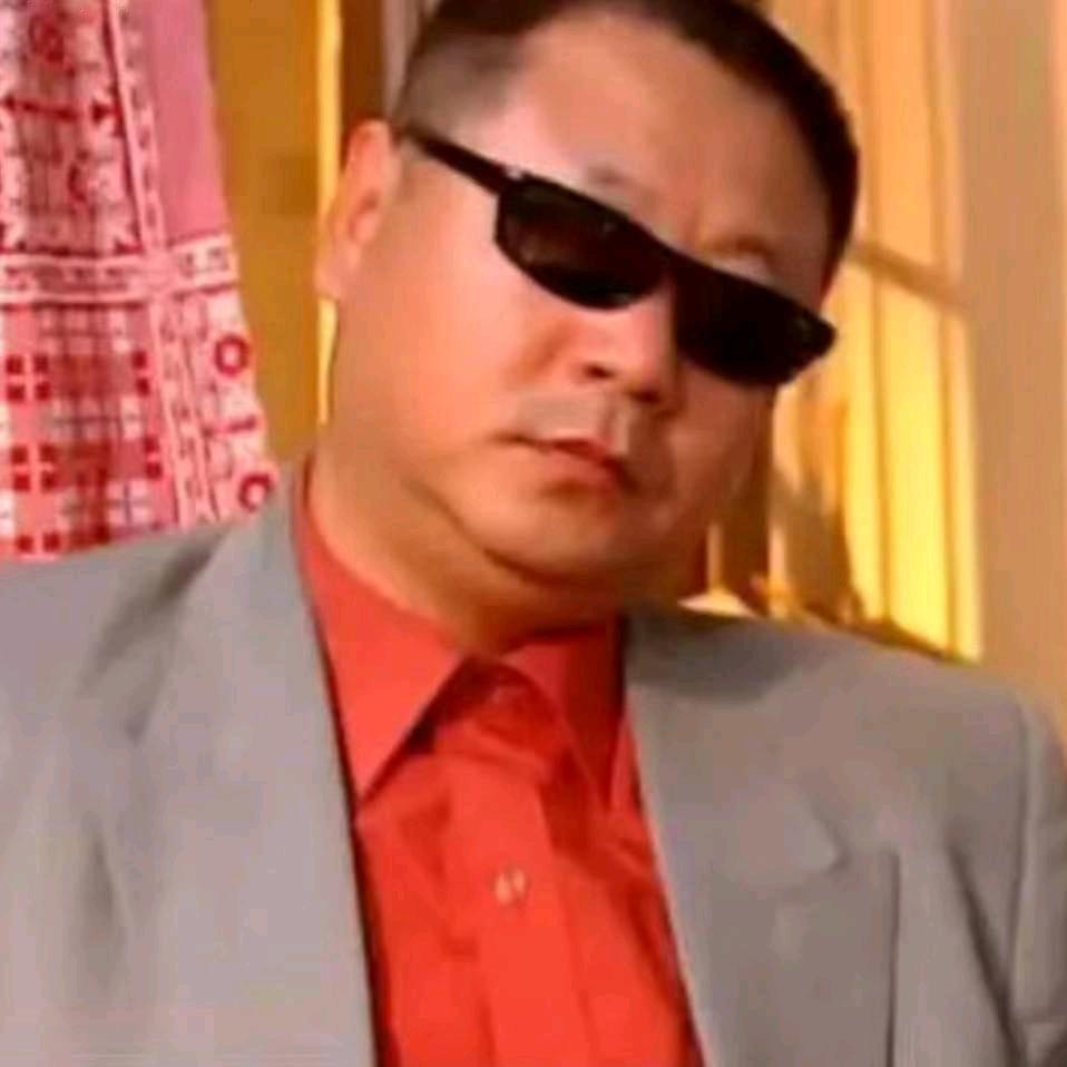 九 五 二 七