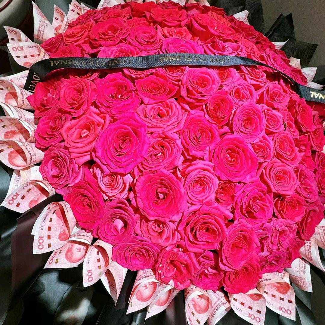 万龙果商贸有限公司《王燕》