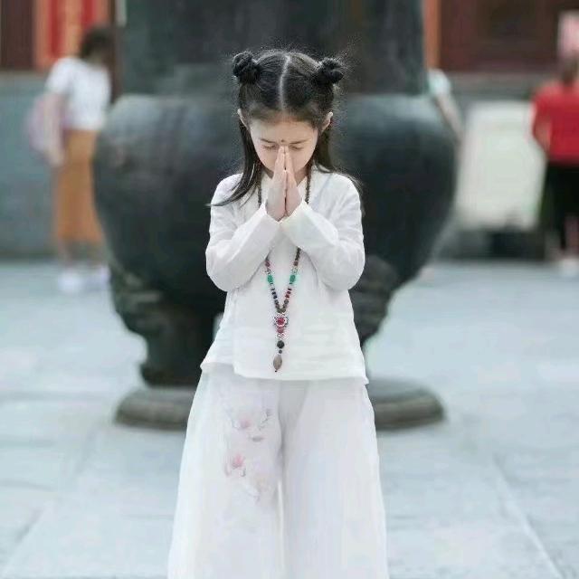 吴先森             🐰