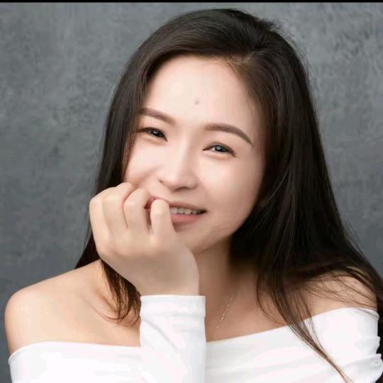 薛豆豆定制女装.