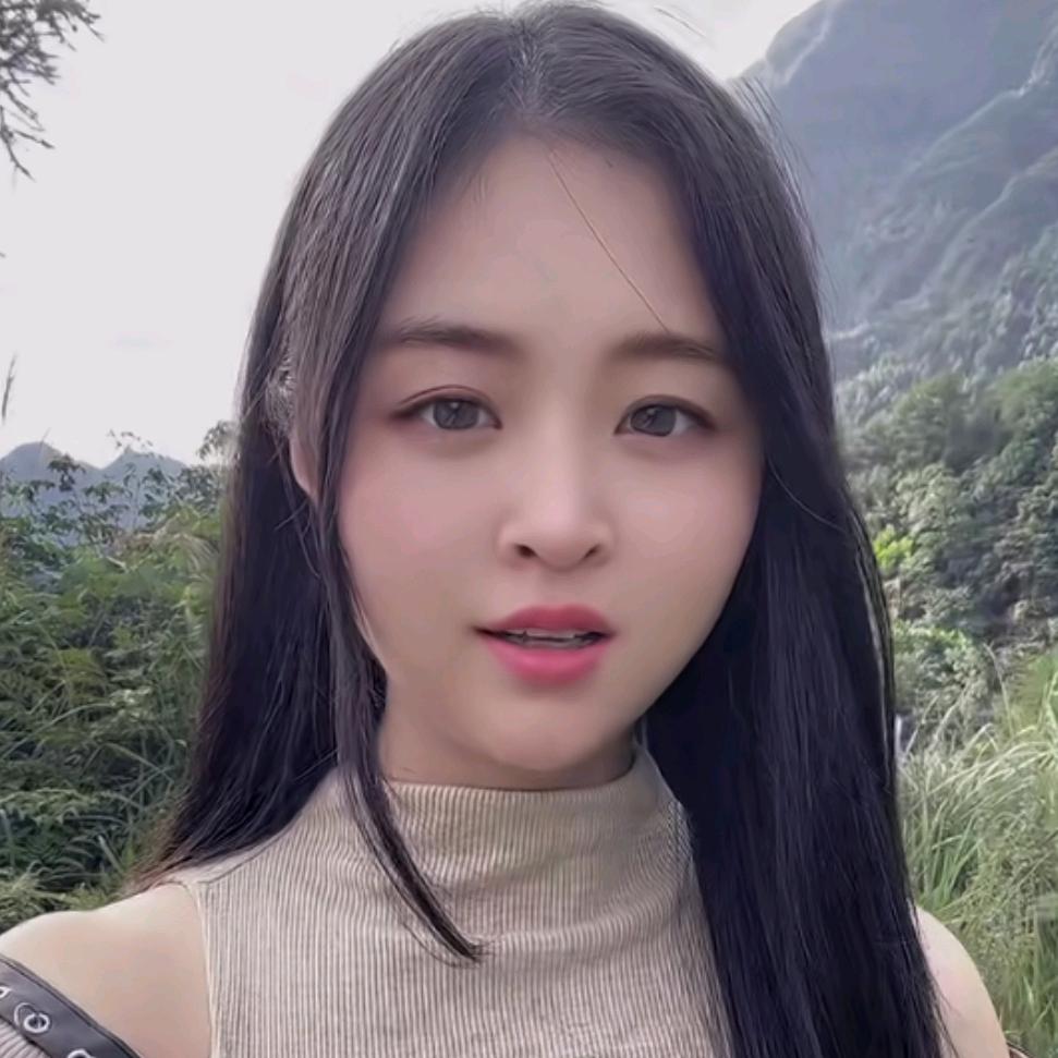 ，，，，。。