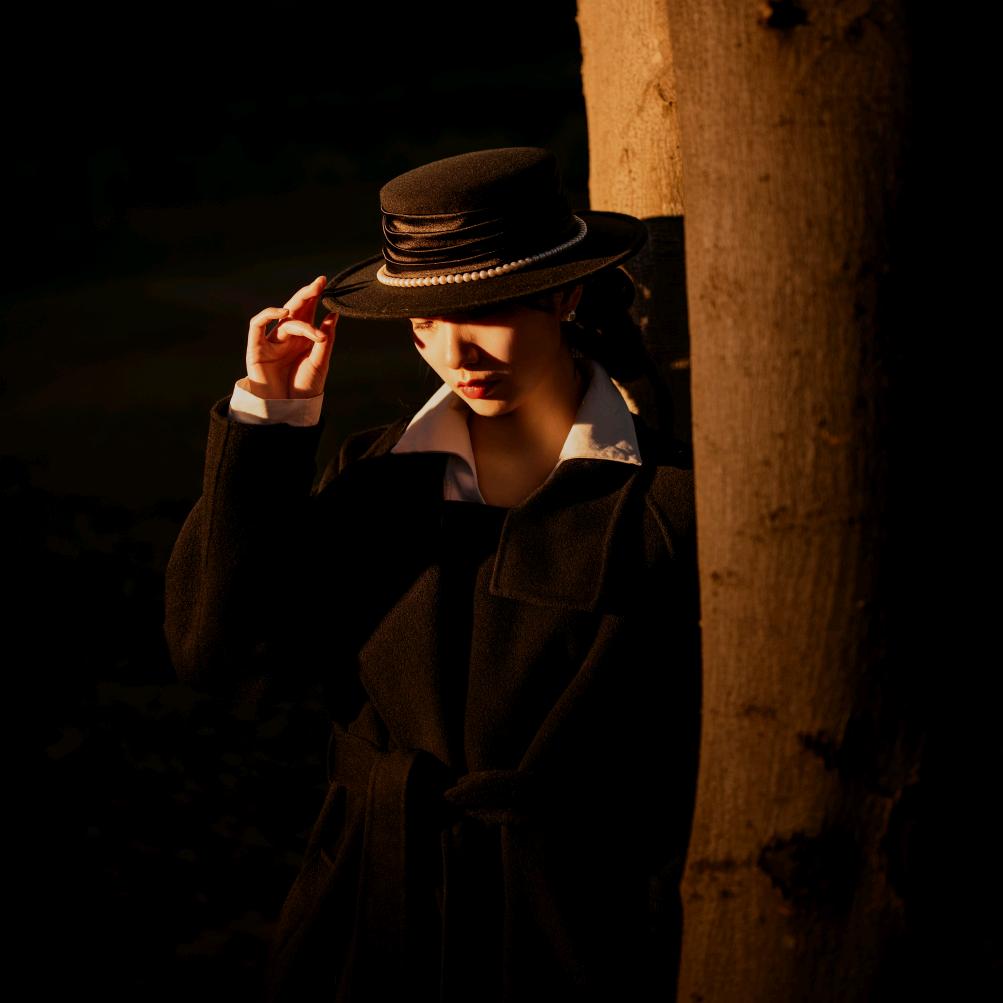 深圳摄影师 卖女孩的小导弹