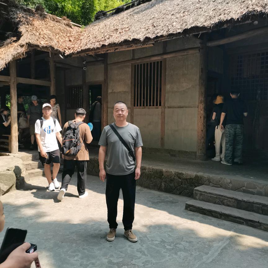 豫北三哥🙂行走在城市的农民😉