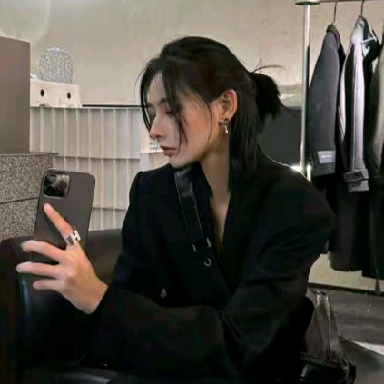 jccc影子【时尚穿搭】