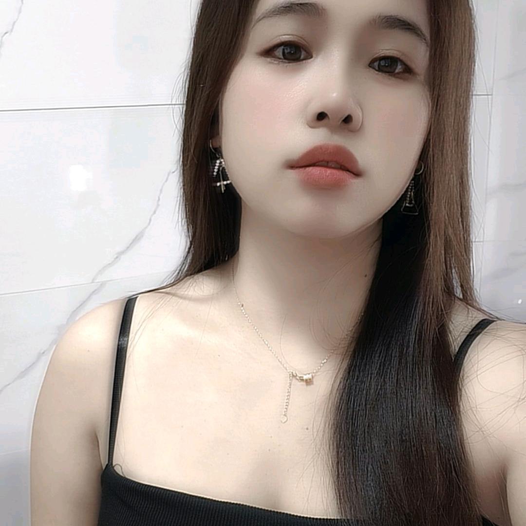 💋 青桃软糖🚬