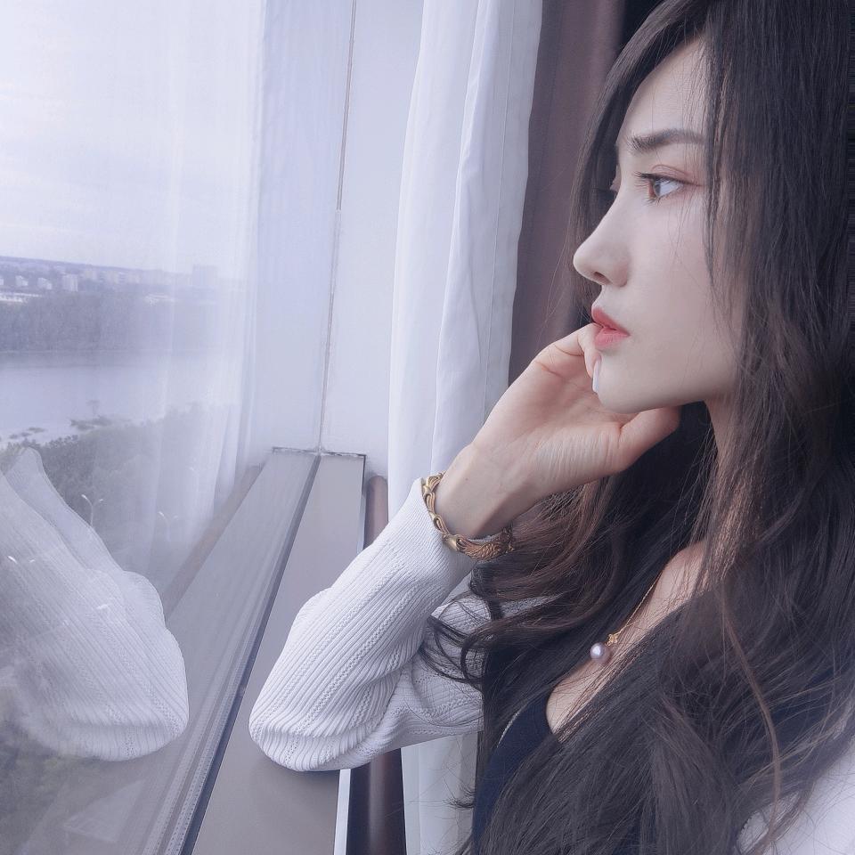 衣依