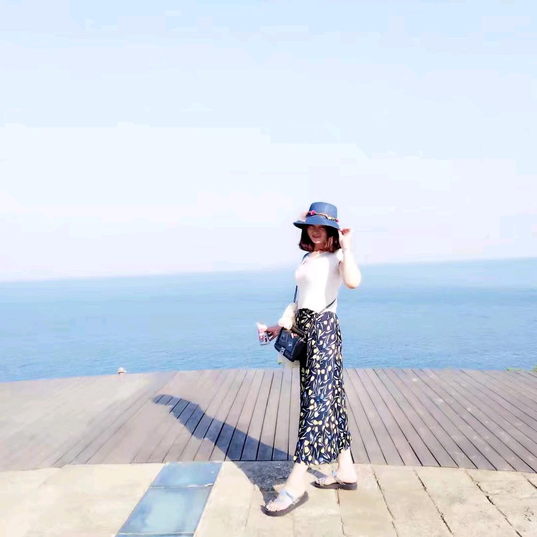 敏敏 武汉鑫顶艺吊顶厂