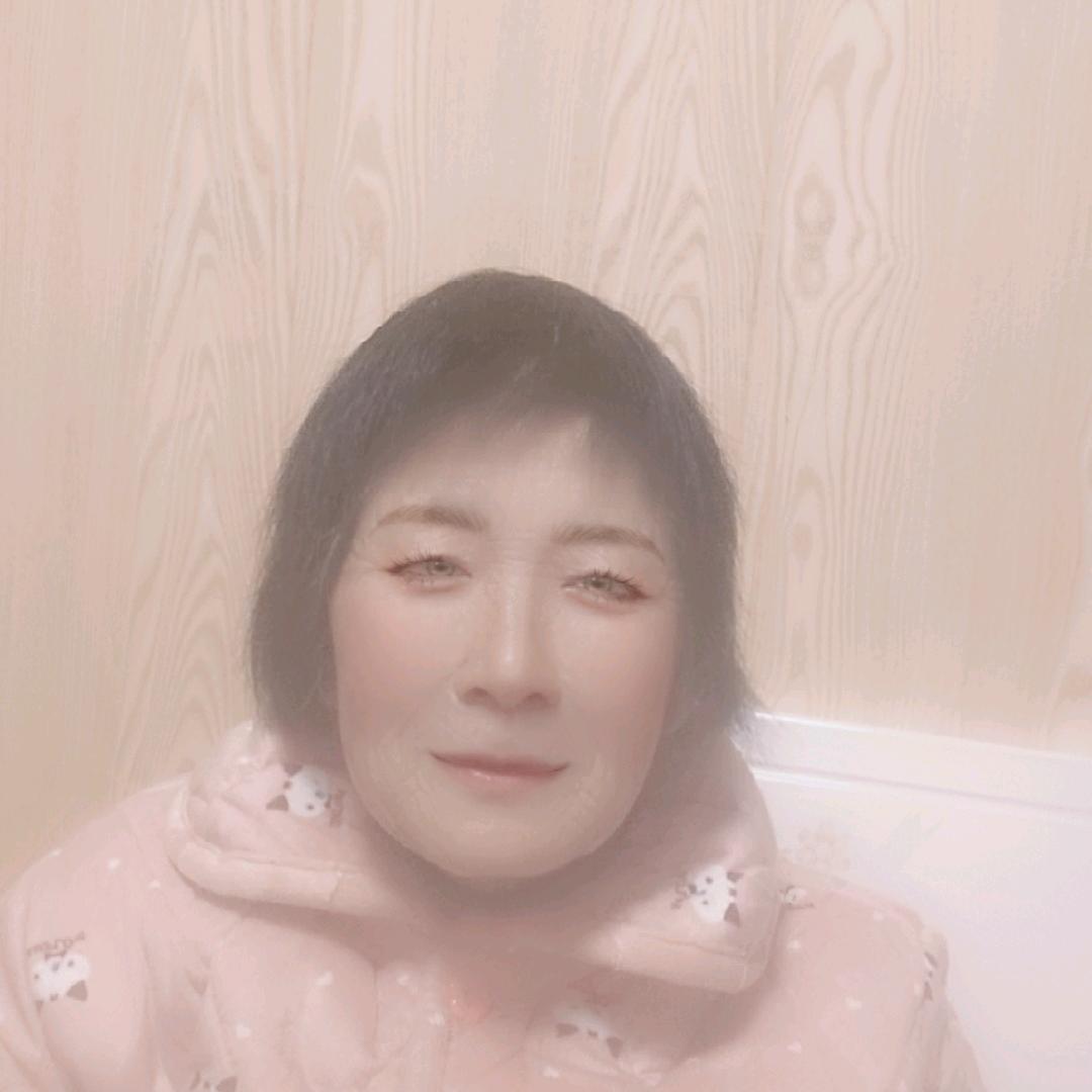 农村一个老太太（中午12点、晚7点直播）