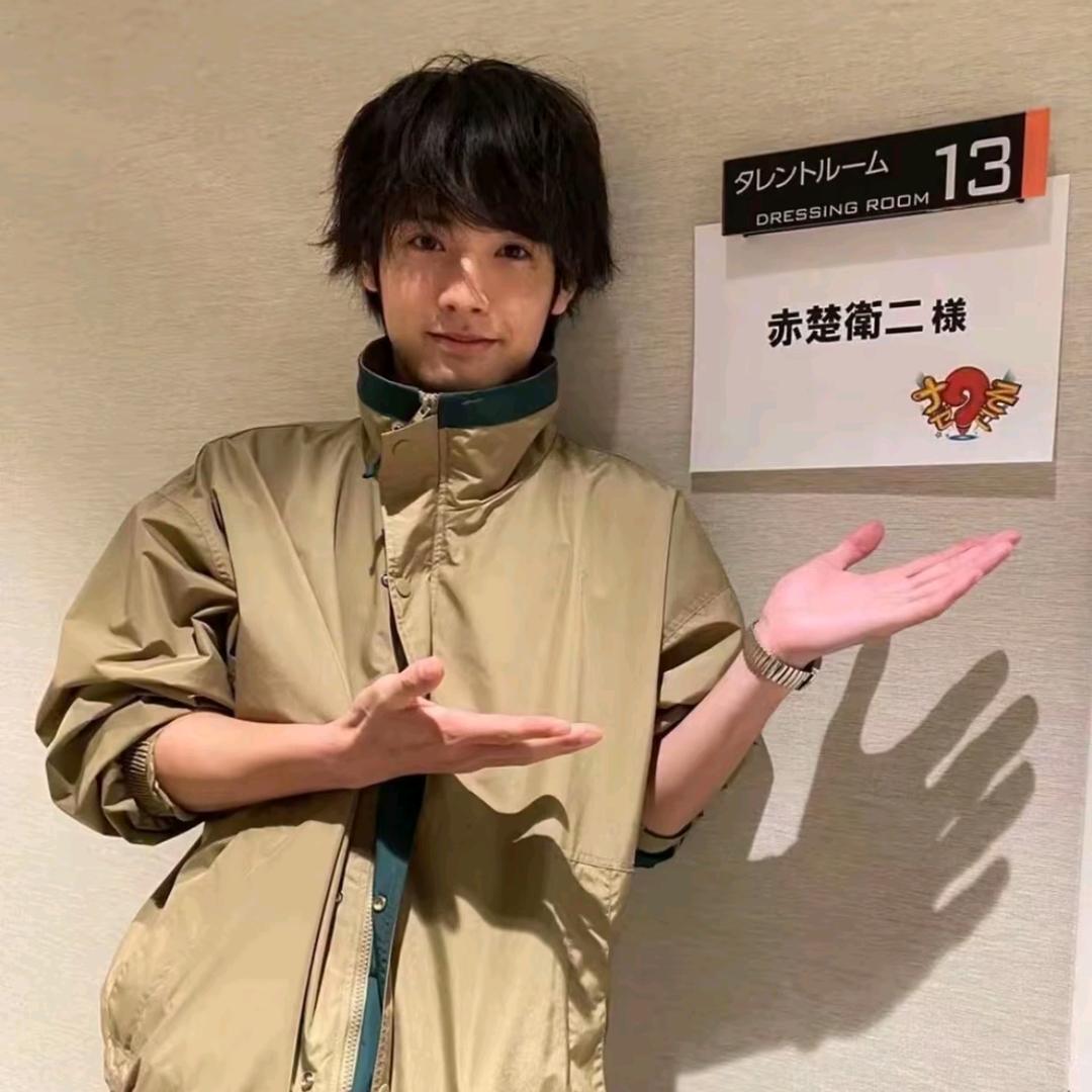 过桥米线要加醋