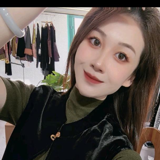 章丘枣园喜宝欧韩女装店