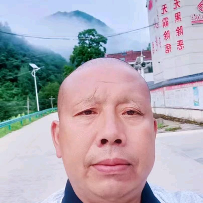 帅      哥
