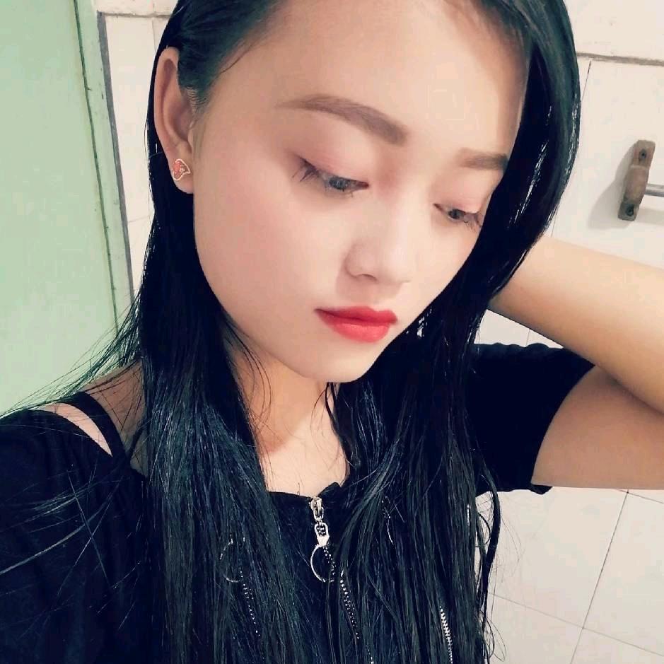 贵州塔吊小妞