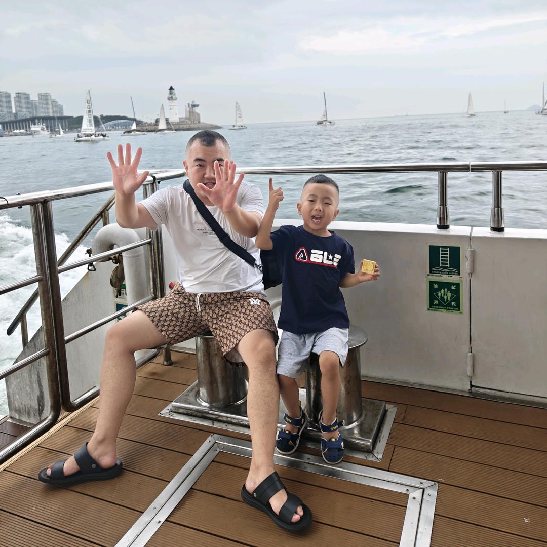 🏠我姓杜  肚里能撑船🚢