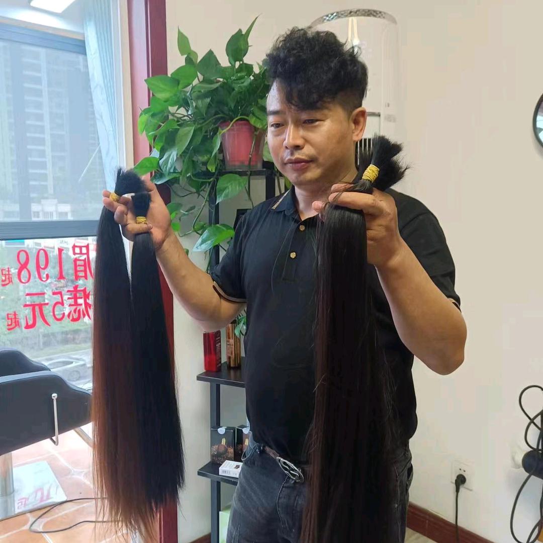 成都郝师收长头发