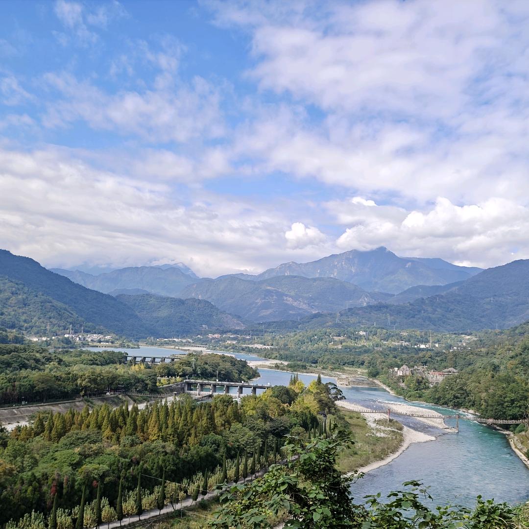 去思愁换无忧的头像