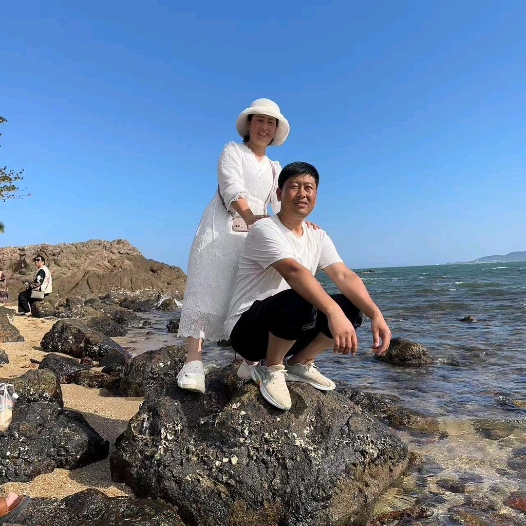二哥夫妻