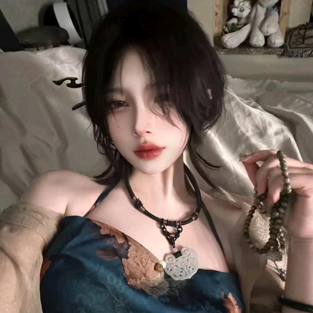 忧郁牛翠花.
